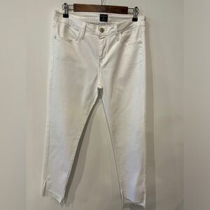 Just Black Brand Women’s White Jeans Size 30